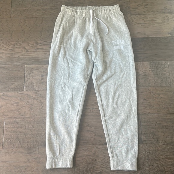 Nike-light gray Texas joggers-new without tags/never worn - Picture 1 of 5